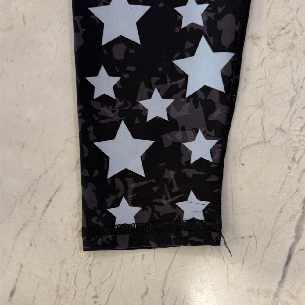 Shape Up Black and White Woman’s Leggings - Picture 5 of 11